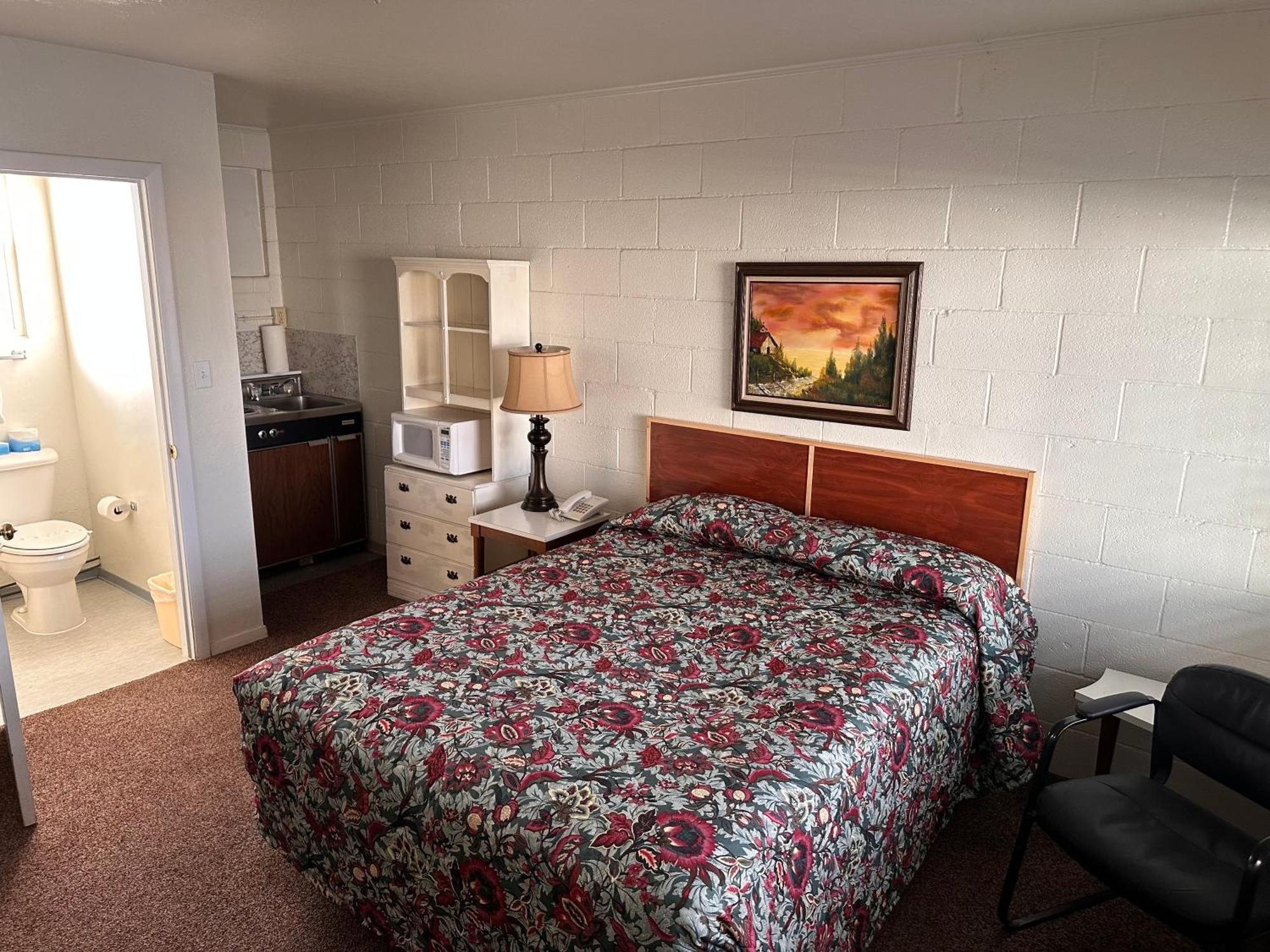 Rim Rock Motel Alturas Eksteriør bilde
