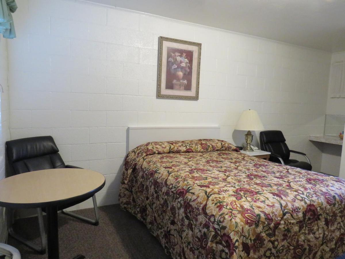 Rim Rock Motel Alturas Eksteriør bilde