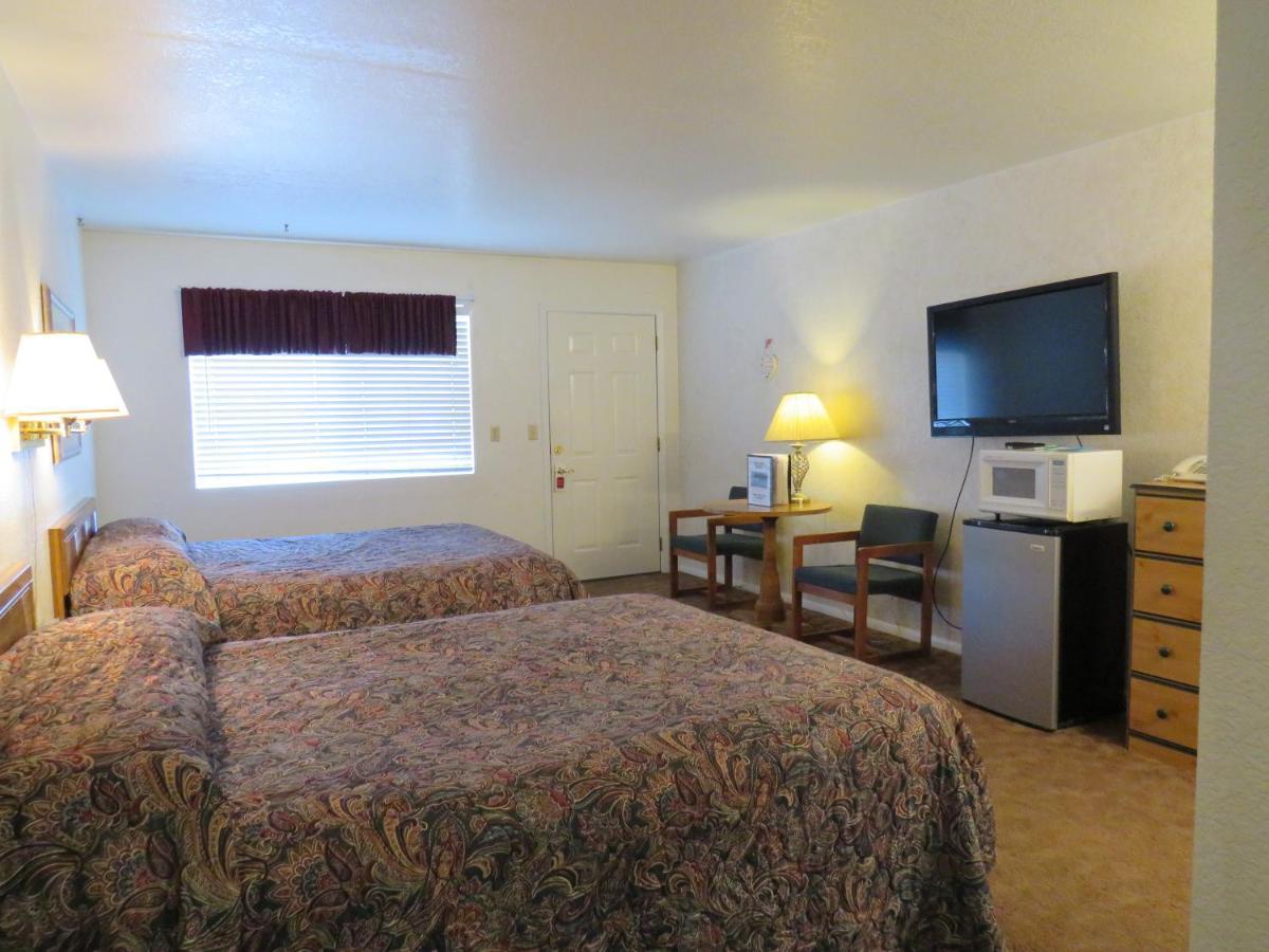 Rim Rock Motel Alturas Eksteriør bilde